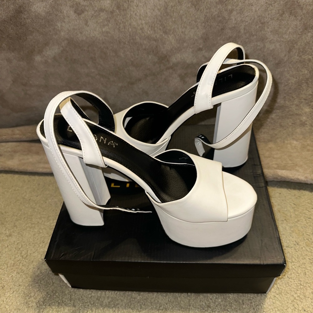 Liliana White Platform Sandals